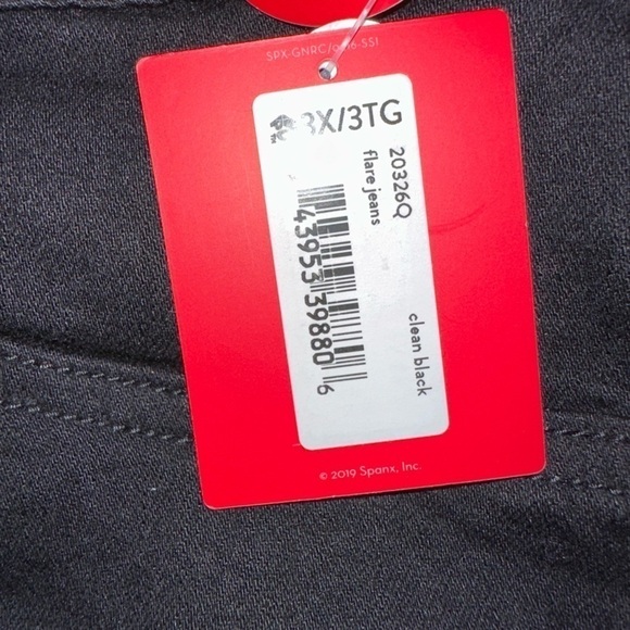 Spanx Plus Size Flare Jeans Black Pull ON Stretch Women's Size 3XL NEW - Picture 7 of 11